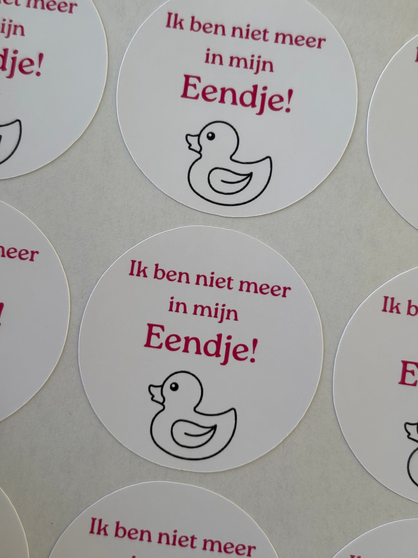 Ronde stickers ‘Ik ben niet meer in me eendje!’