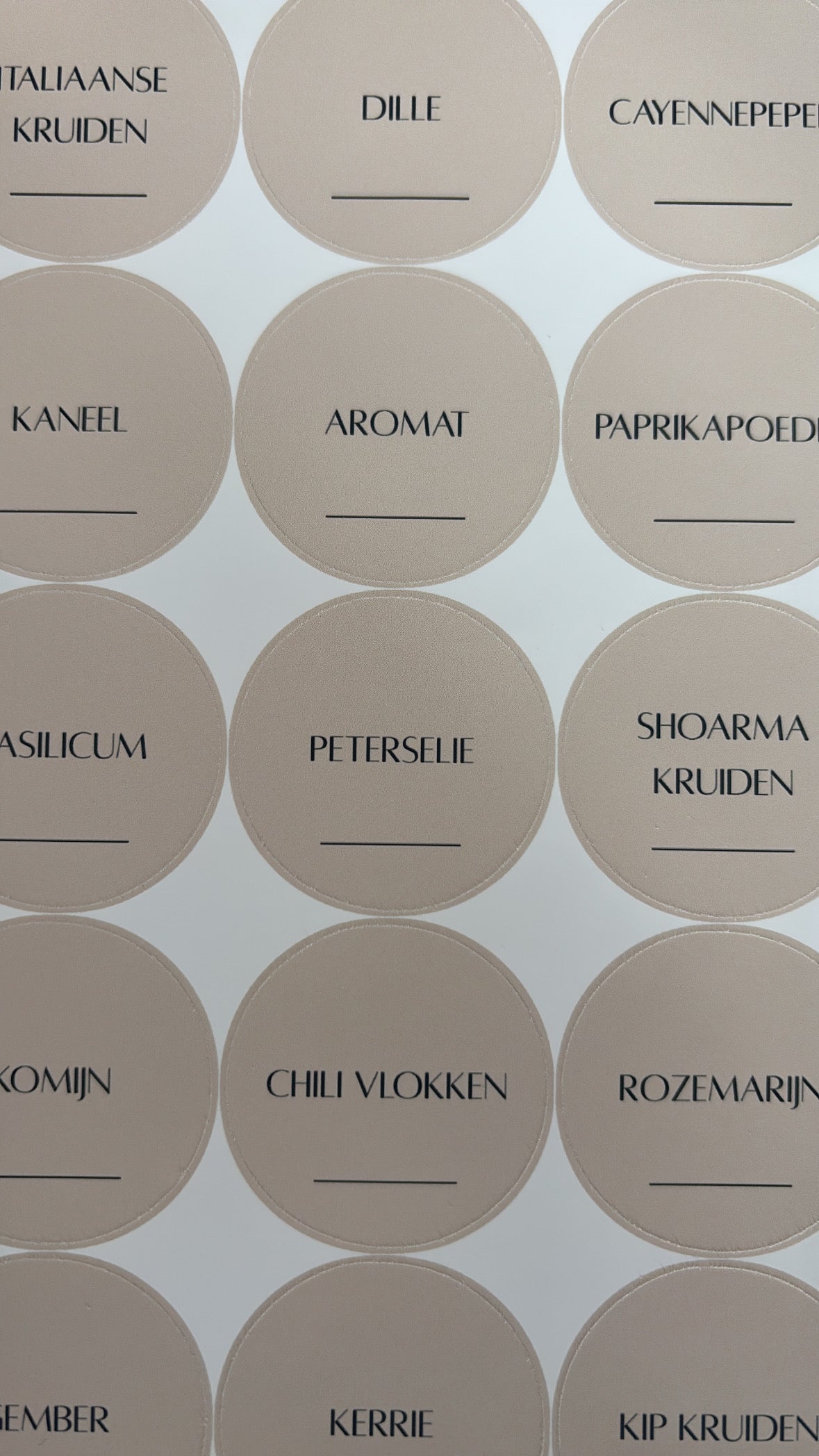 Kruidenlabels rond Alta| beige