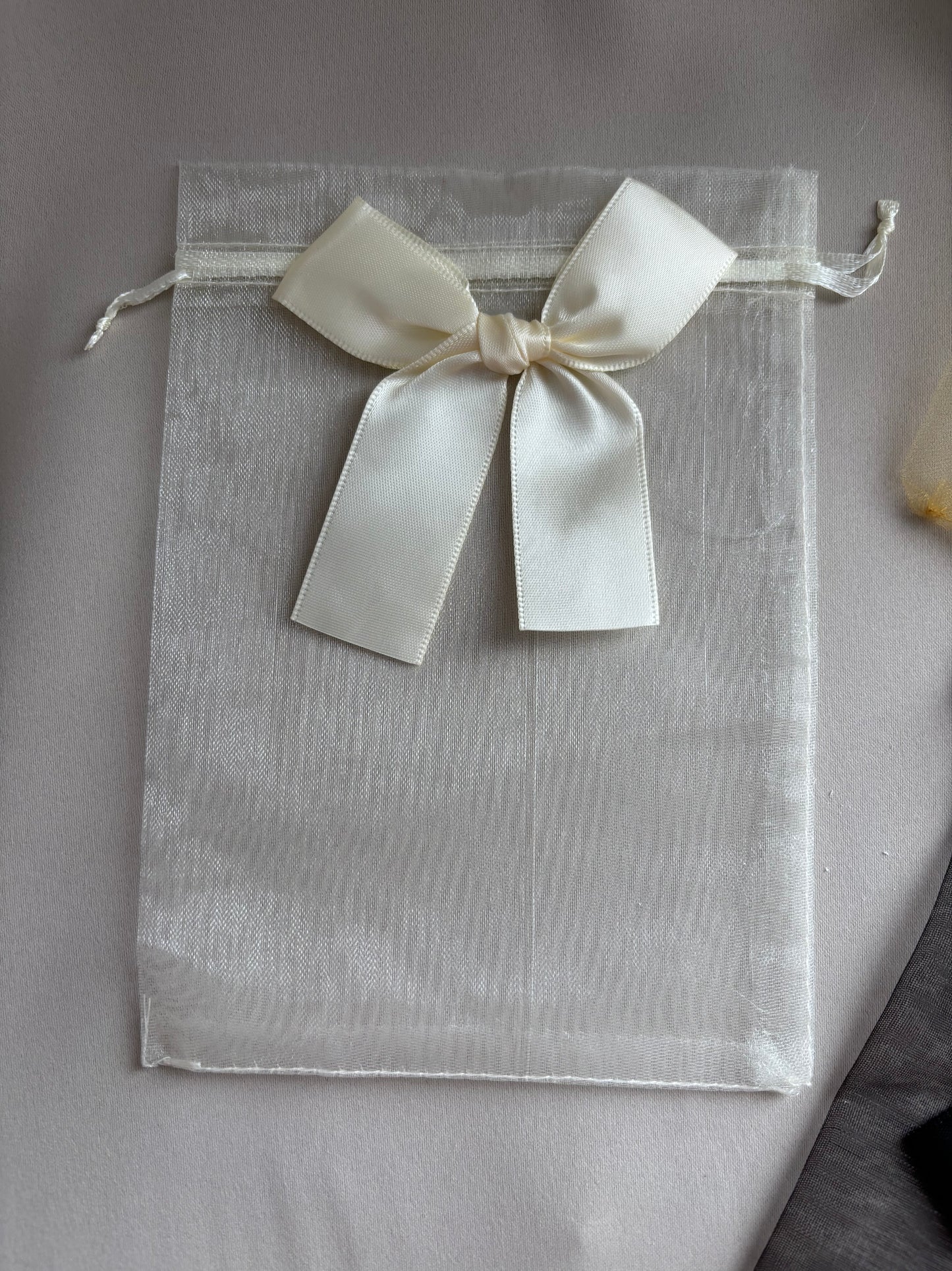 Zakjes met strik | Beige