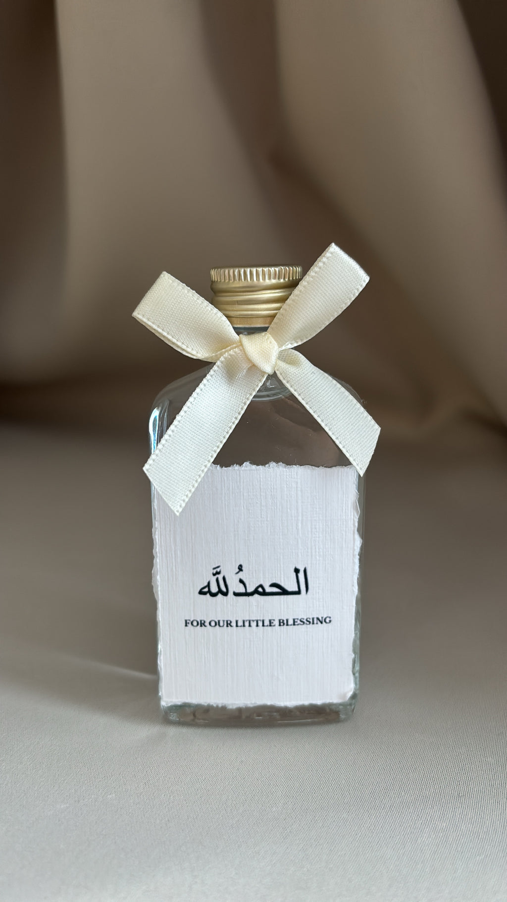 Zamzam flesje met gepersonaliseerd label & strik