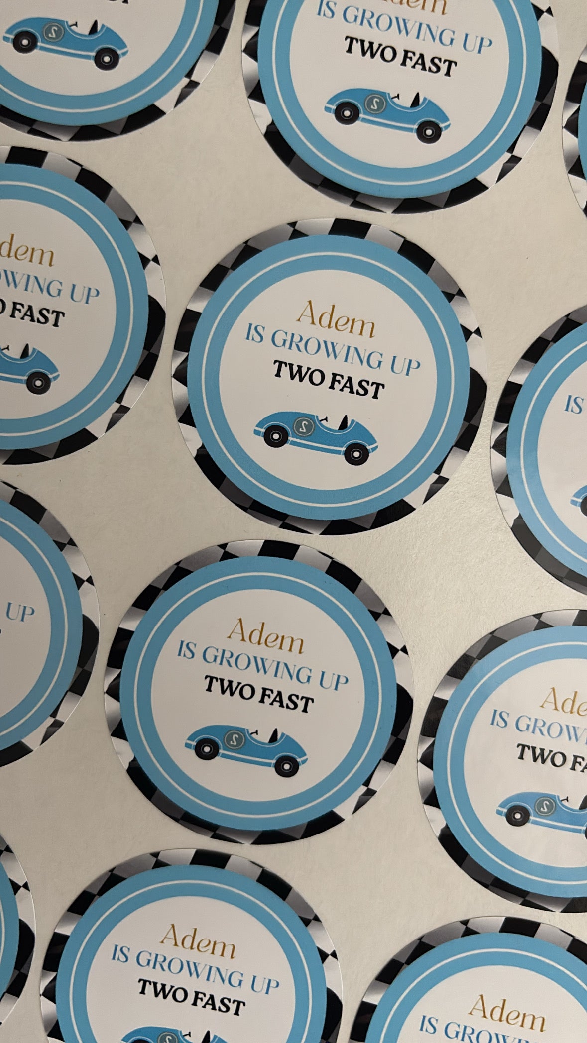 Is growing up to fast | ronde stickers