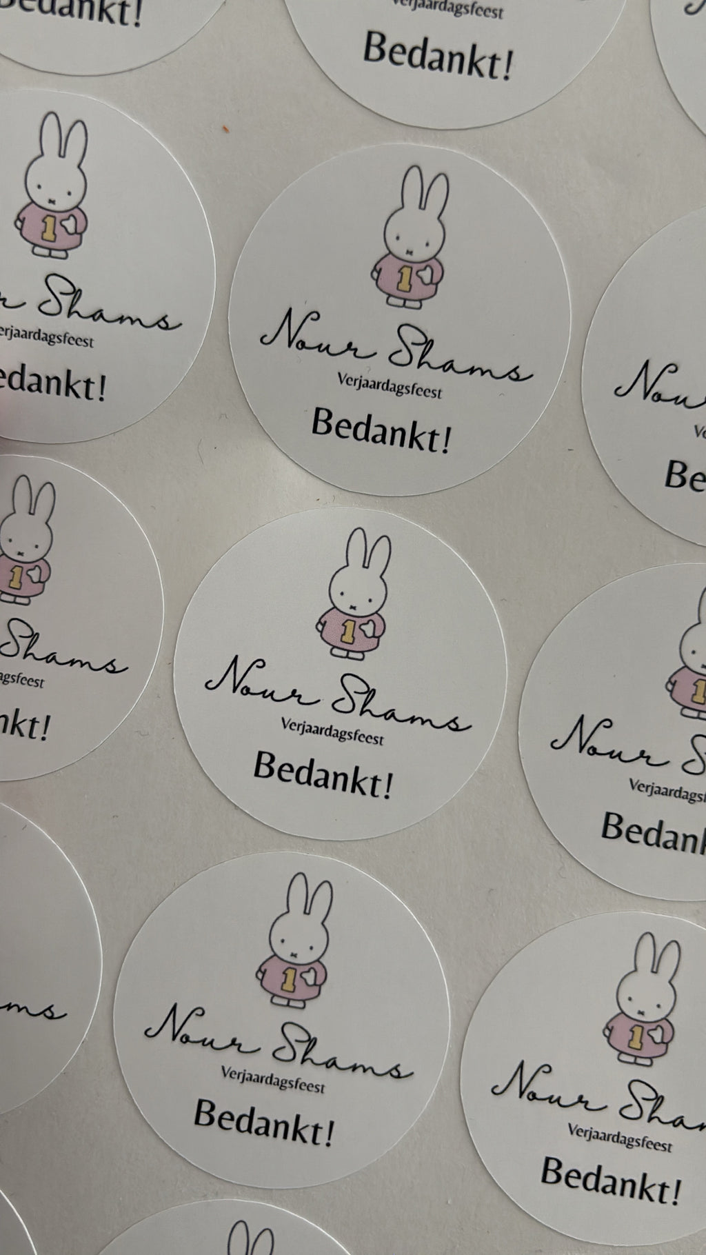 Ronde stickers bedankt