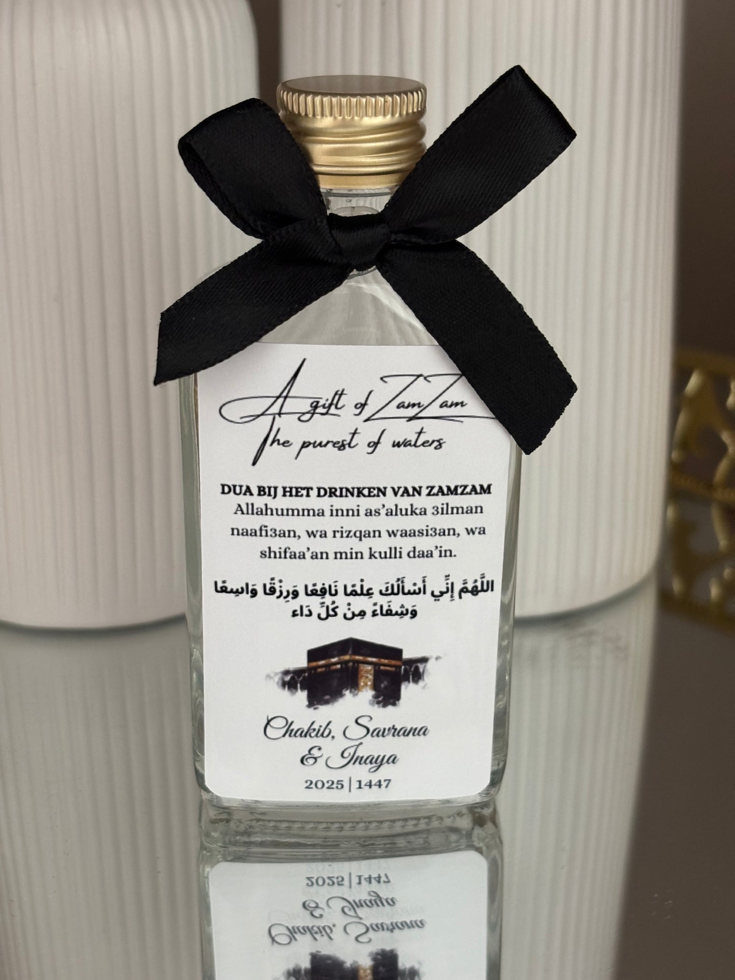 A gift of zamzam flesje