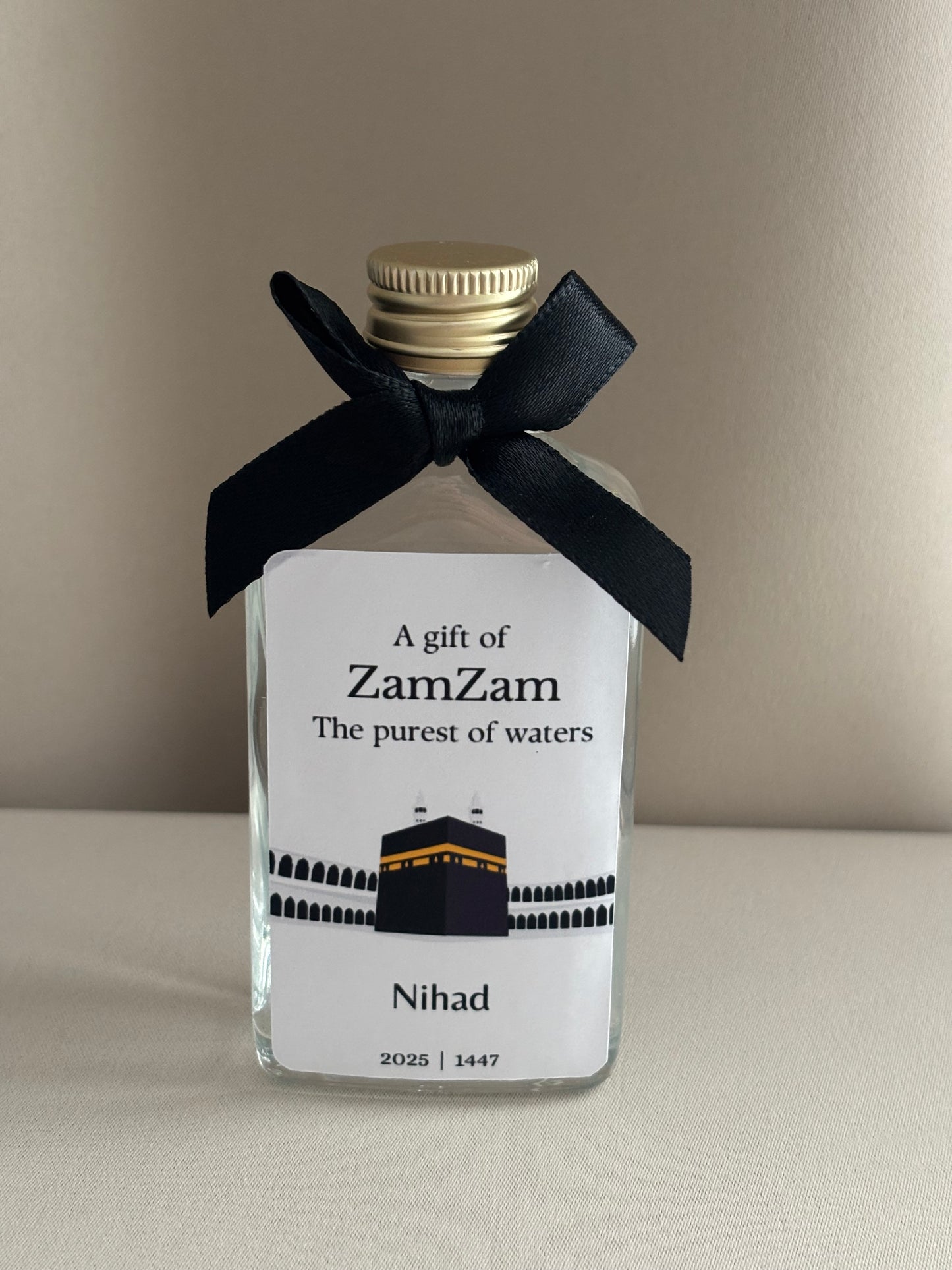 A gift of zamzam flesjes