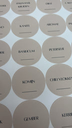 Kruidenlabels rond Alta| beige