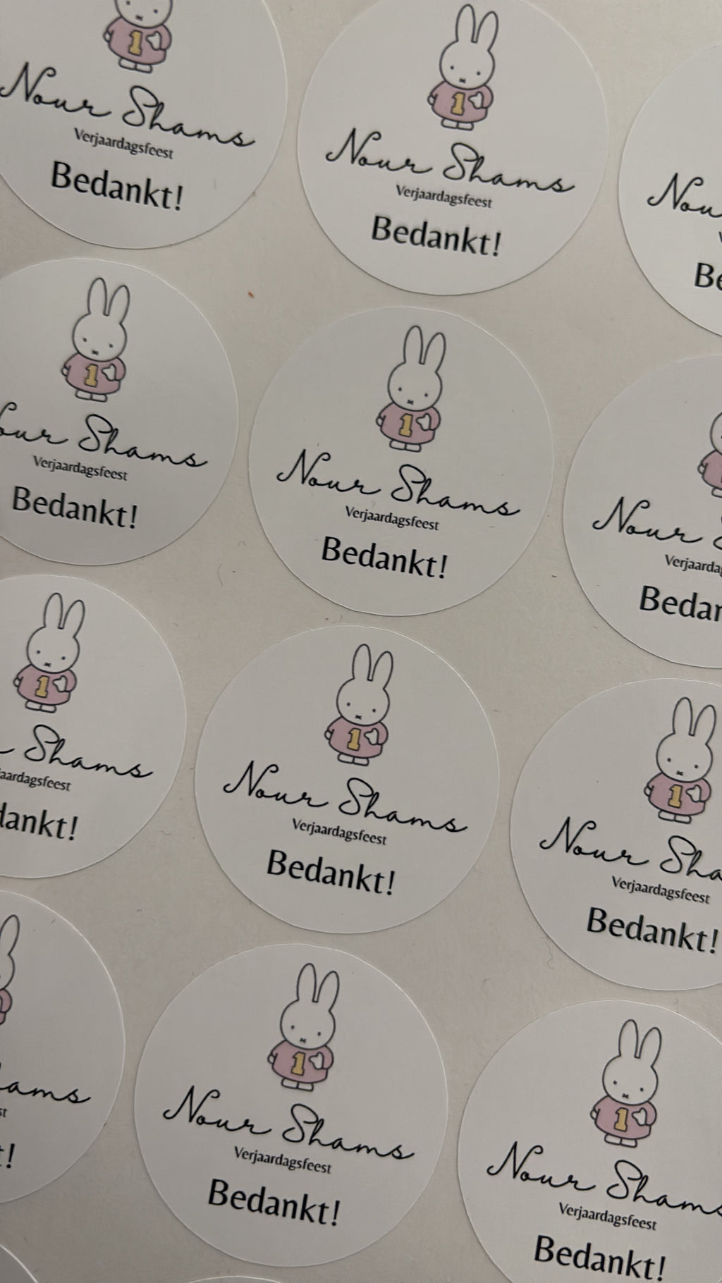 Ronde stickers bedankt