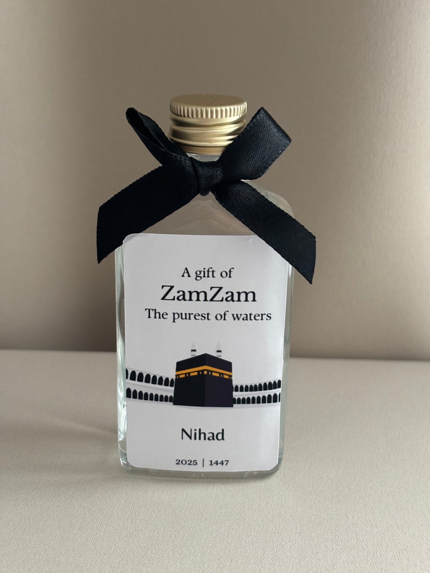A gift of zamzam flesjes