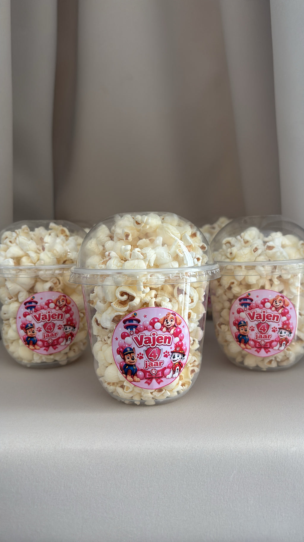 Gepersonaliseerde Popcorn Traktatiebeker – Alle Thema’s Mogelijk
