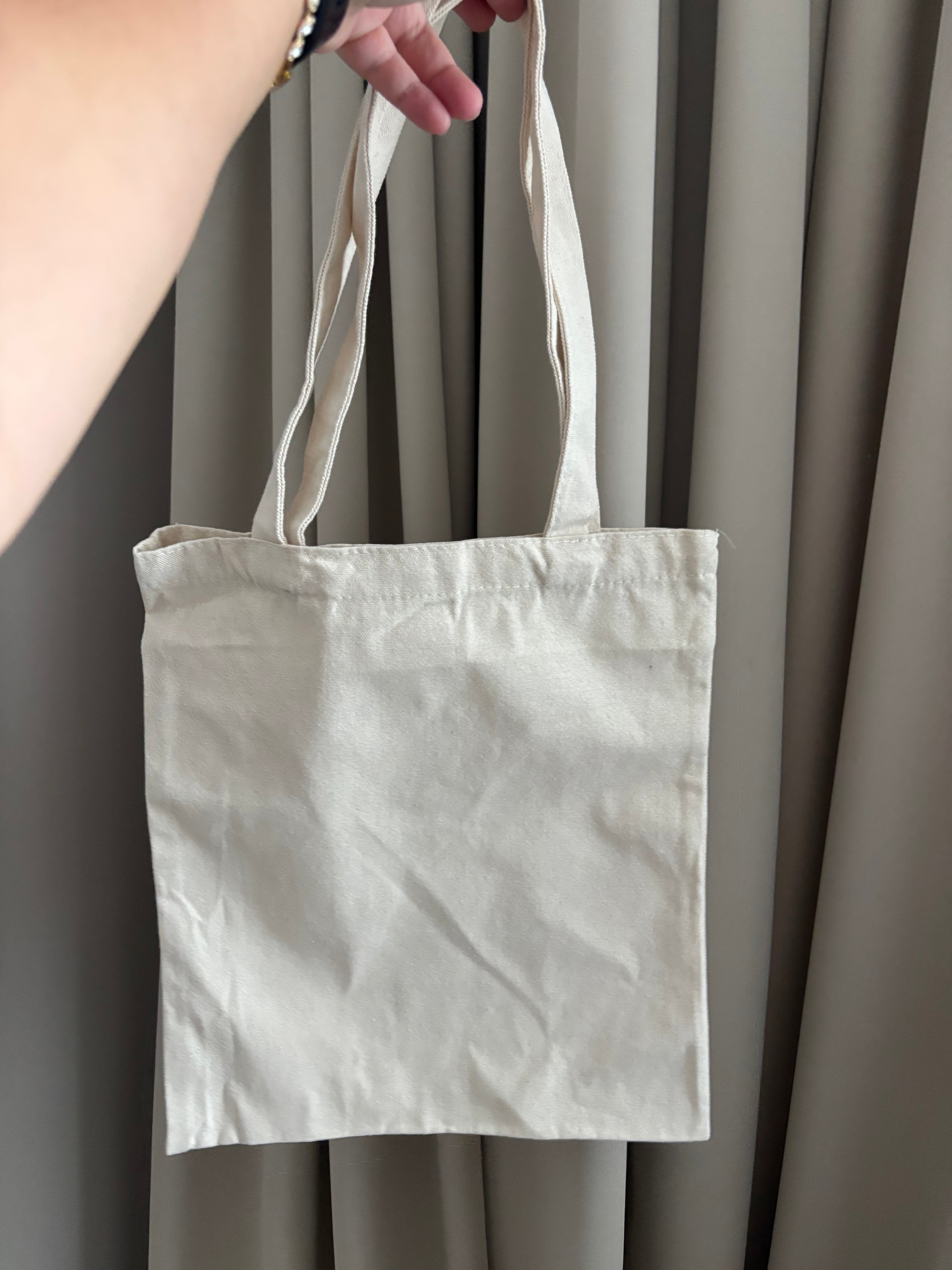 Canva tas| eigen tekst