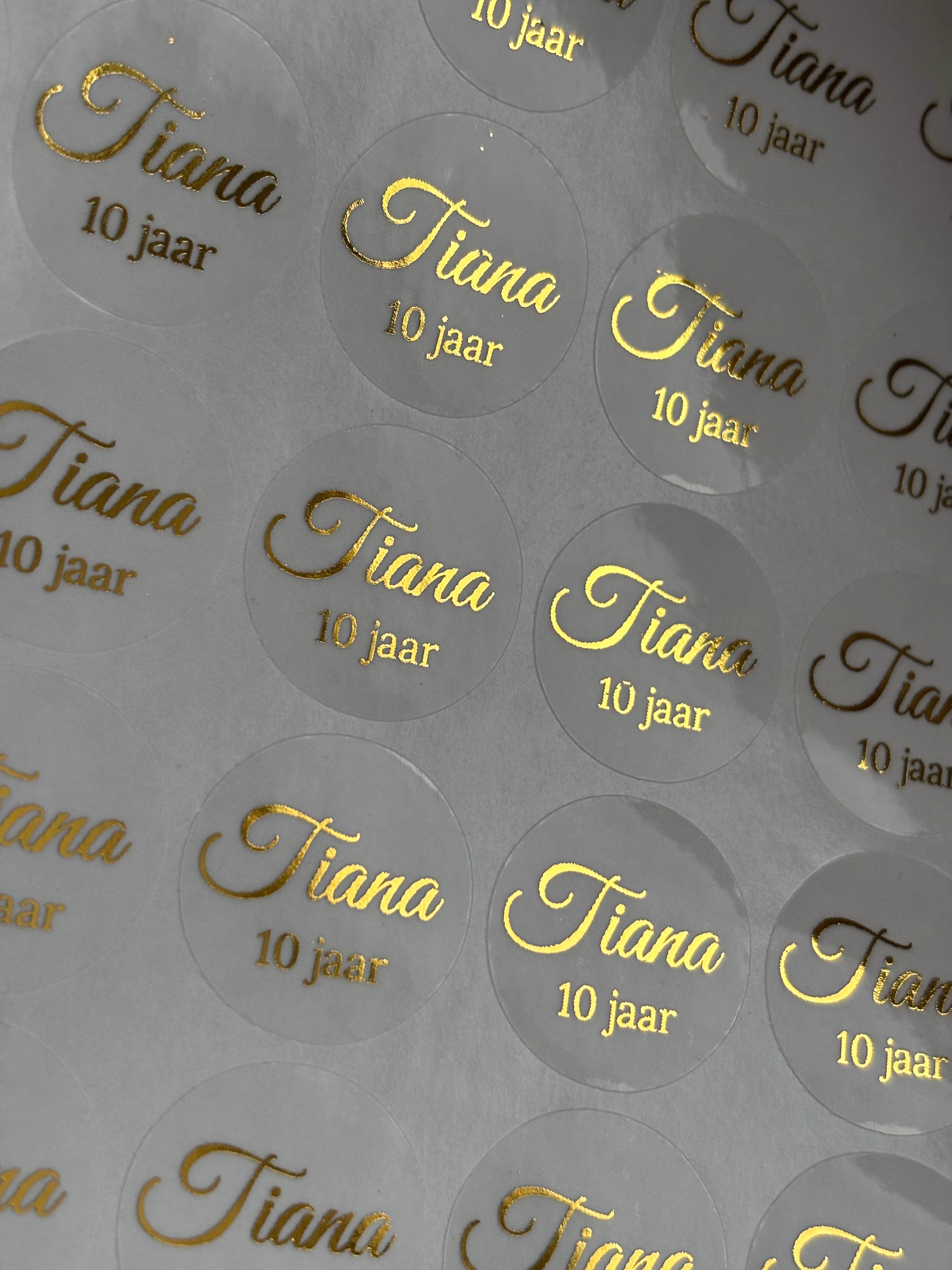 Transparante stickers met goudfolie 