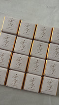 Vierkante chocolaatjes met eigen ontwerp 