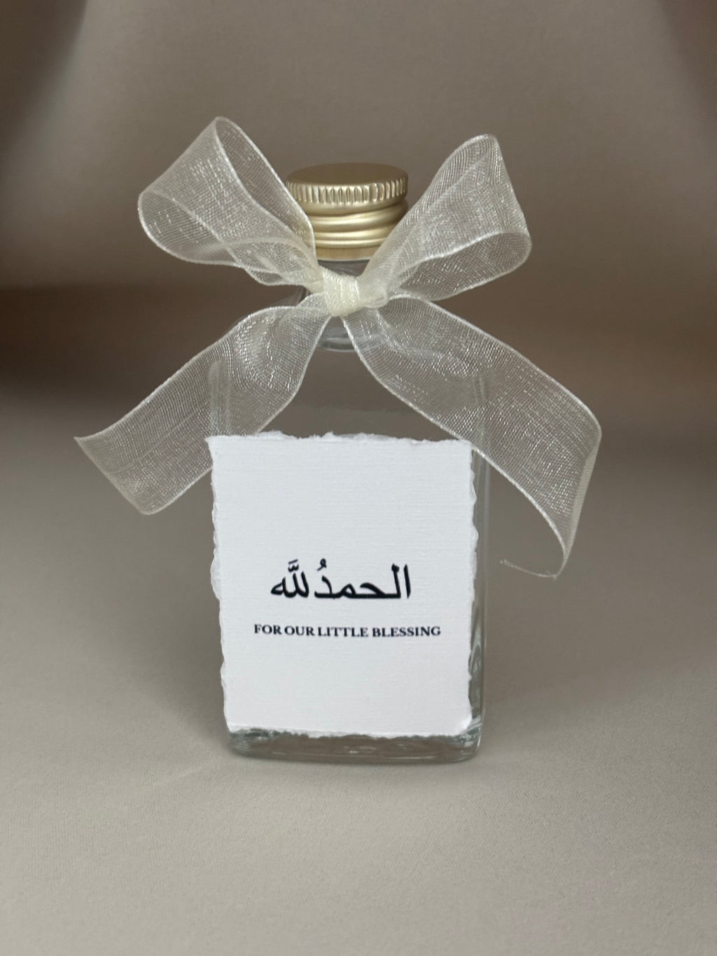 Zamzam flesje met gepersonaliseerd label & strik