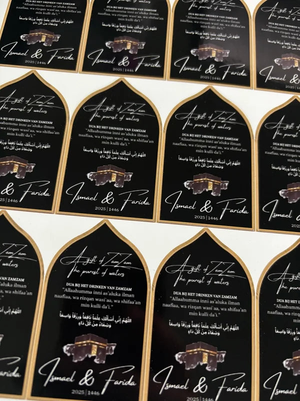 A gift of zamzam stickers zwart met goud