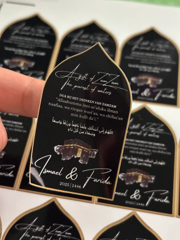 A gift of zamzam stickers zwart met goud