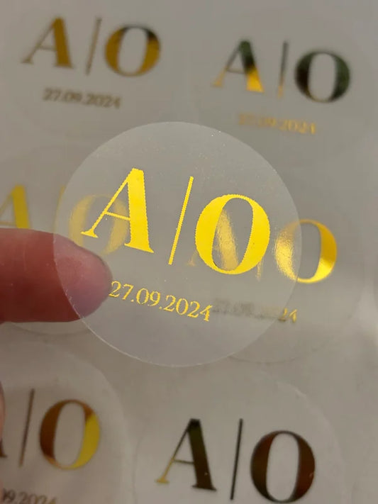 Gouden stickers letters en datum